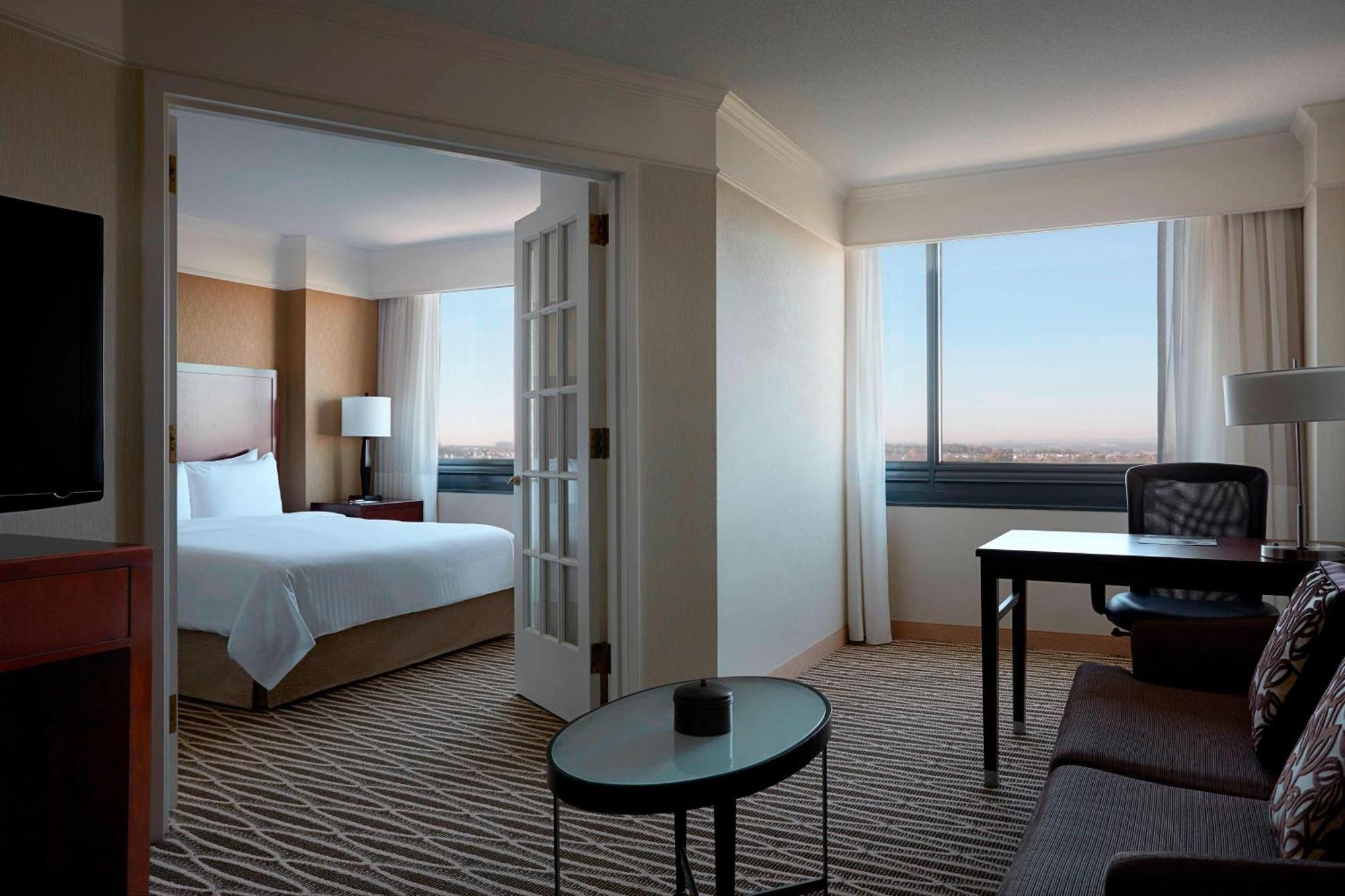 Washington Dulles Marriott Suites Герндон Екстер'єр фото