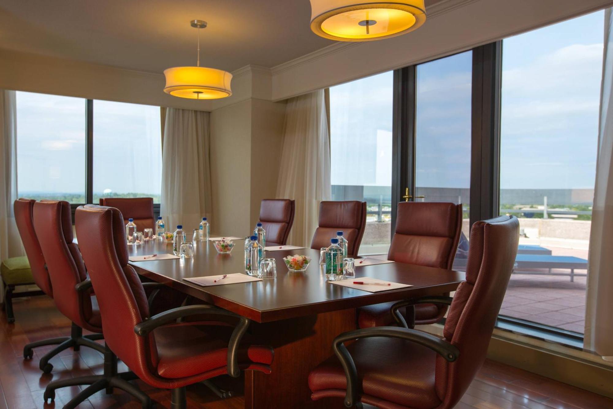 Washington Dulles Marriott Suites Герндон Екстер'єр фото